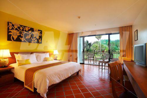 holiday in Naithonburi Beach Resort