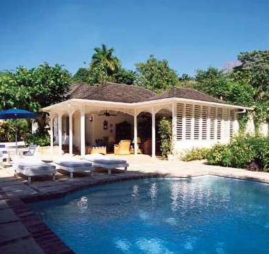 holiday in Round Hill