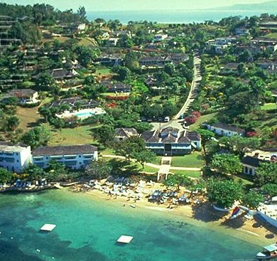 holiday in Round Hill