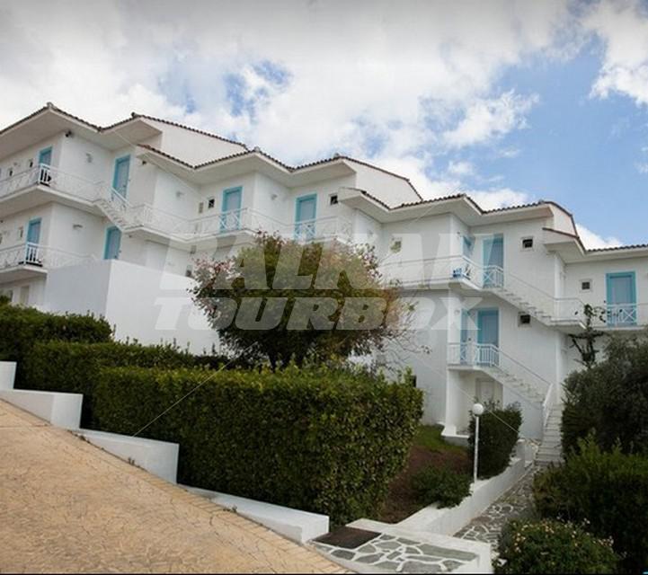 holiday in   Kivo Art & Gourmet Hotel