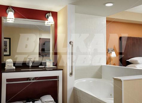 holiday in Four Points by Sheraton Fallsview - Canada