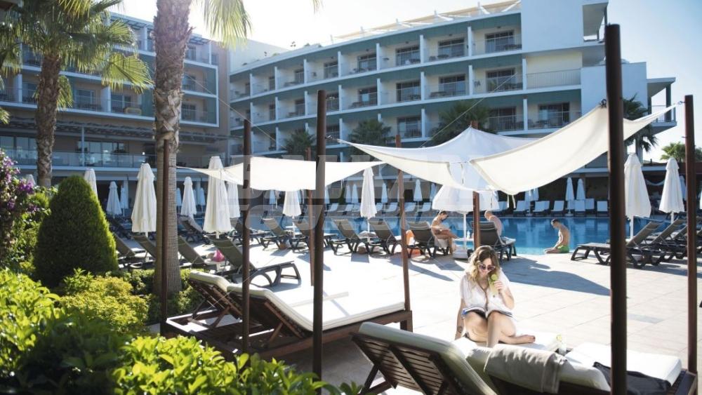 почивка в TUI Sensimar Andiz by Barut Hotels