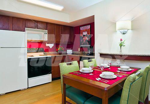 почивка в Residence Inn by Marriott Tampa Downtown