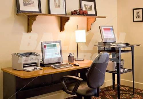 почивка в Residence Inn by Marriott Fresno