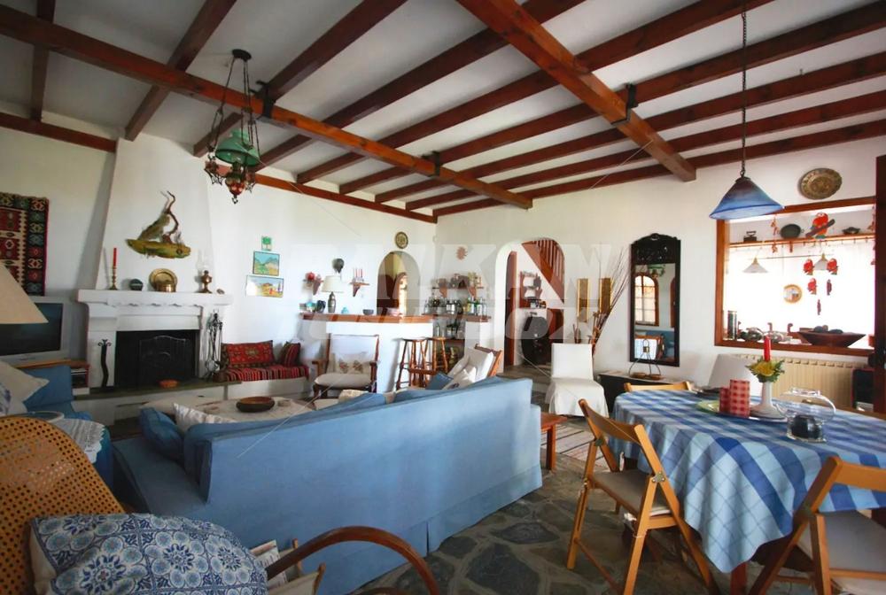 почивка в Beaufort Beachfront Villa, Nikiti