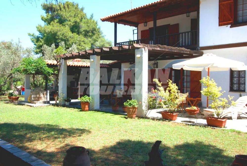 почивка в Beaufort Beachfront Villa, Nikiti
