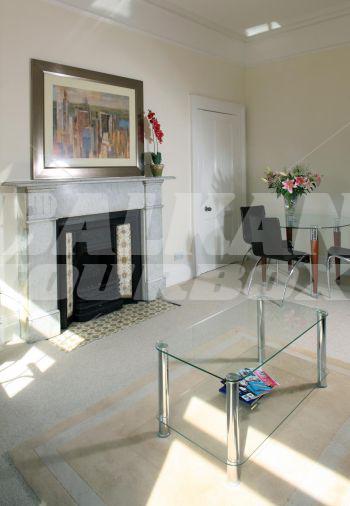 holiday in Victoria Apartments