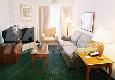 почивка в Residence Inn by Marriott St. Louis Airport/Earth City