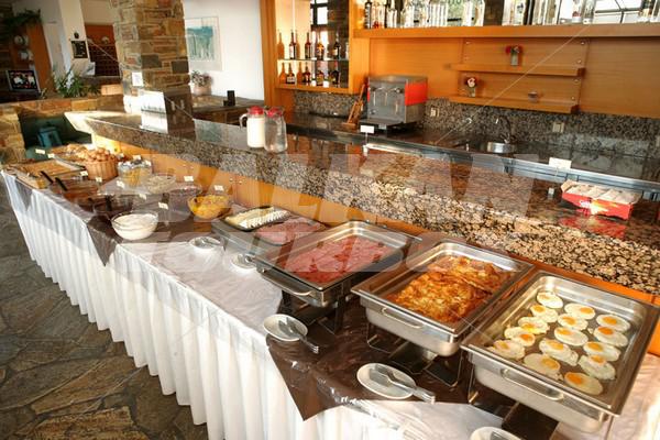 почивка в Dionysos Inn