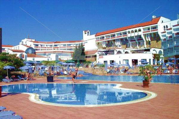 holiday in Holiday Village
