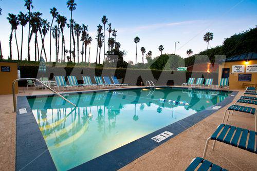 почивка в Holiday Inn Santa Monica Beach-At The Pier
