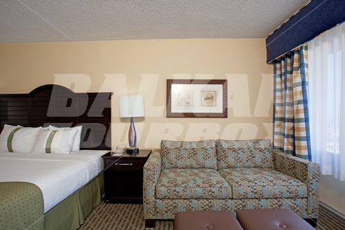 почивка в Holiday Inn Santa Monica Beach-At The Pier