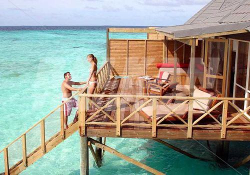 почивка в Komandoo Island Resort