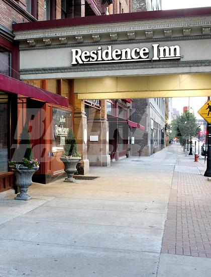 почивка в Residence Inn by Marriott Cleveland Downtown