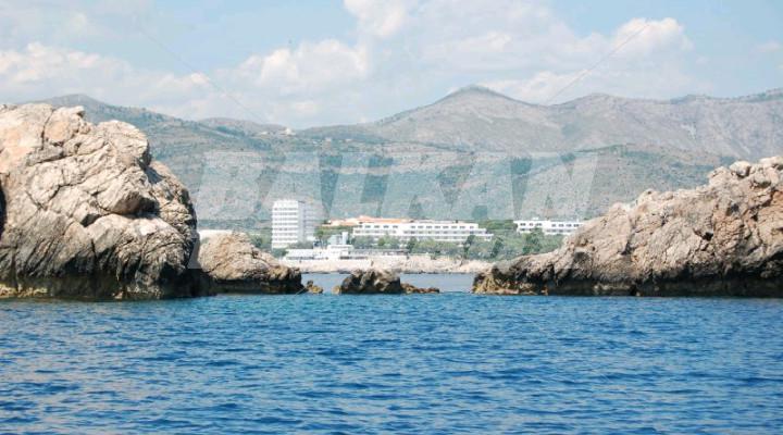 holiday in Importanne Suites