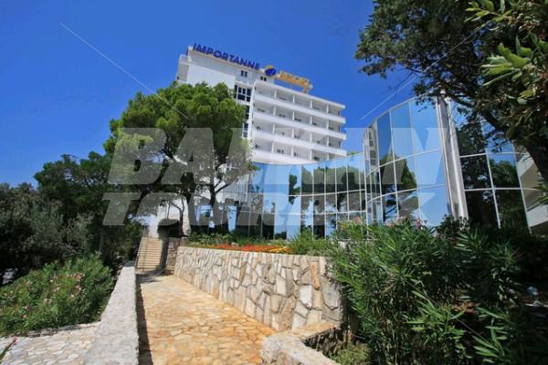 holiday in Importanne Suites