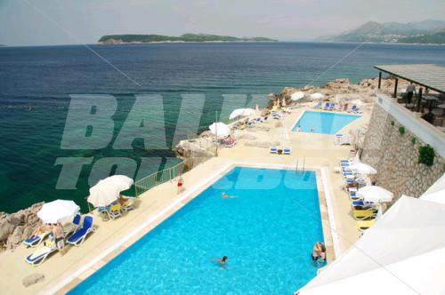 holiday in Importanne Suites