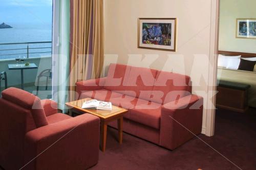 holiday in Importanne Suites
