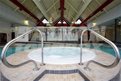 почивка в Crowne Plaza London-Gatwick Airport