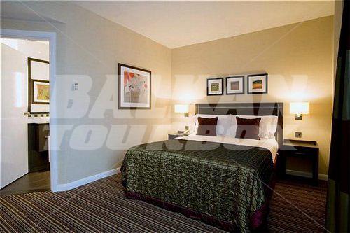 почивка в Crowne Plaza London-Gatwick Airport