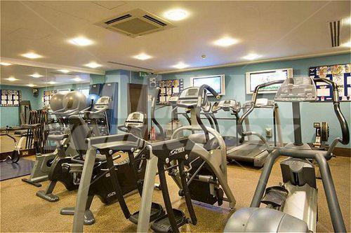 почивка в Crowne Plaza London-Gatwick Airport