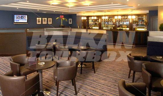 почивка в Crowne Plaza London-Gatwick Airport