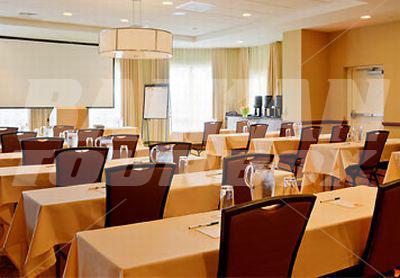 почивка в Courtyard by Marriott Miami West Turnpike