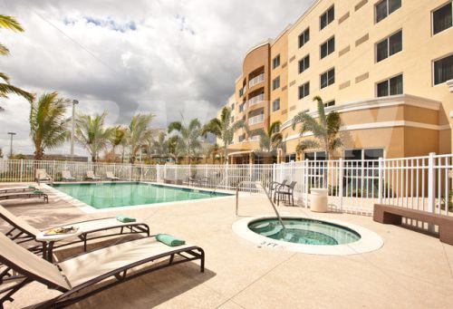 почивка в Courtyard by Marriott Miami West Turnpike