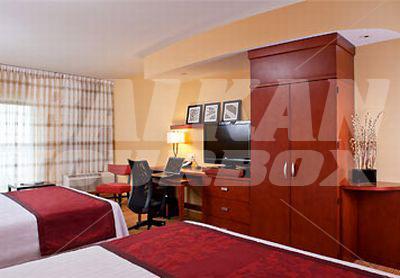 почивка в Courtyard by Marriott Miami West Turnpike
