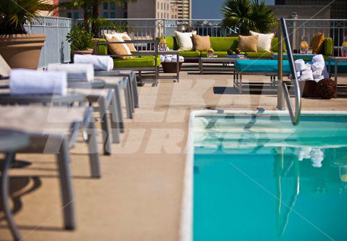 почивка в Renaissance by Marriott New Orleans Arts