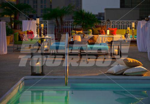 почивка в Renaissance by Marriott New Orleans Arts