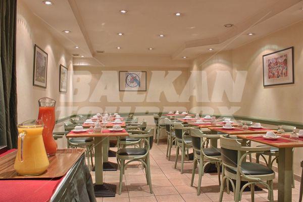 почивка в Pavillon Courcelles Parc Monceau