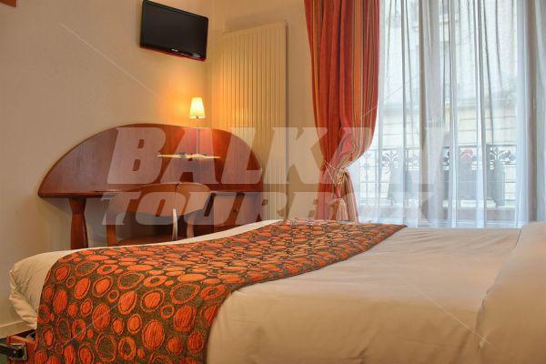почивка в Pavillon Courcelles Parc Monceau