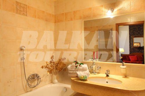 почивка в Ariston Prague