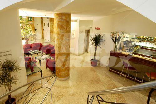 почивка в Ariston Prague
