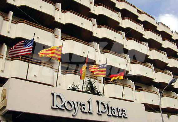holiday in  Royal Plaza