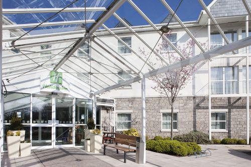 holiday in Holiday Inn Bristol Airport