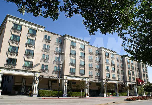 почивка в  Courtyard by Marriott Los Angeles Pasadena/Old Town