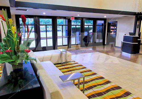 почивка в Courtyard by Marriott Los Angeles Pasadena/Old Town