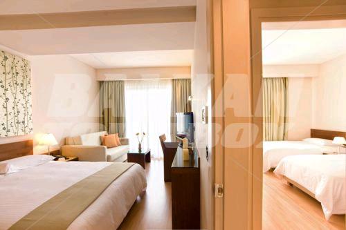 holiday in Pharae Palace