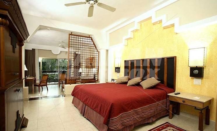 почивка в Iberostar Paraiso Maya