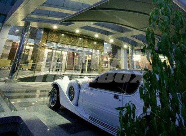 почивка в  Auris First Central