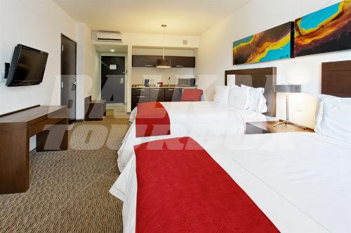 почивка в Holiday Inn Express Guadalajara Autonoma