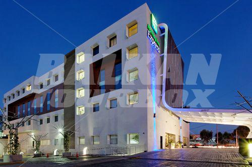 почивка в Holiday Inn Express Guadalajara Autonoma
