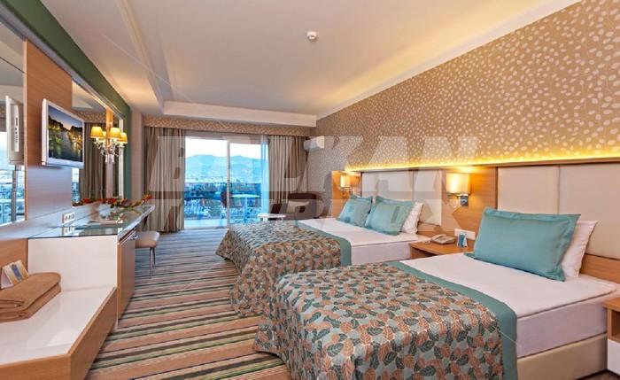 holiday in Royal Garden Select