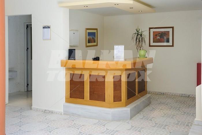 holiday in Vantaris Palace