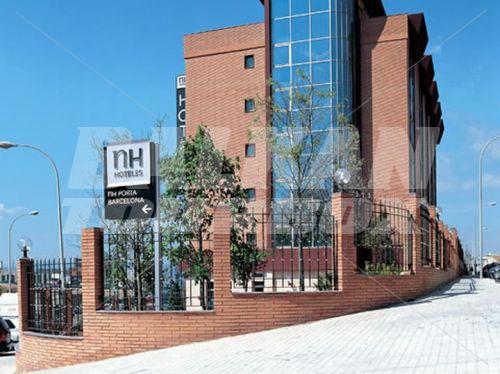 почивка в NH Porta Barcelona