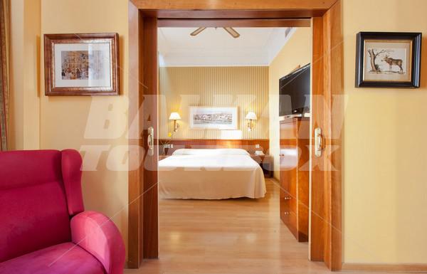 почивка в Senator Gran Via Hotel