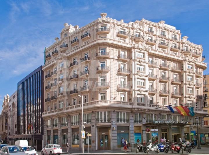 почивка в  Senator Gran Via Hotel