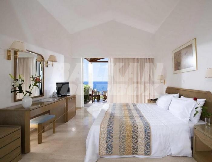 holiday in Iberostar Creta Panorama and Mare